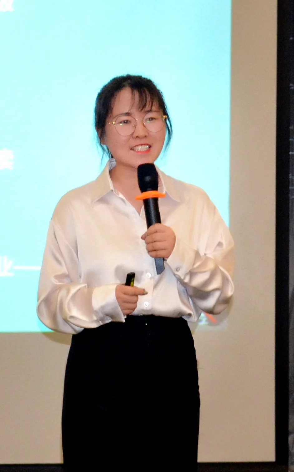 1629178178552373.jpg 640.webp (6).jpg